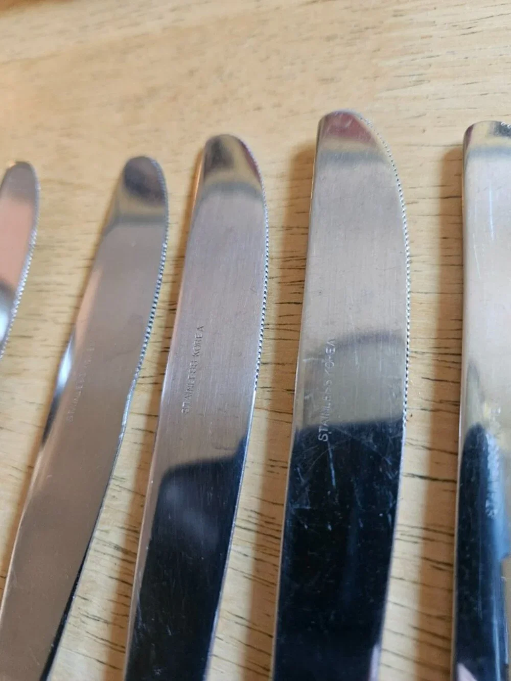 Lot 13 Stainless Korea Bamboo Pattern Dinner Knives 8.5